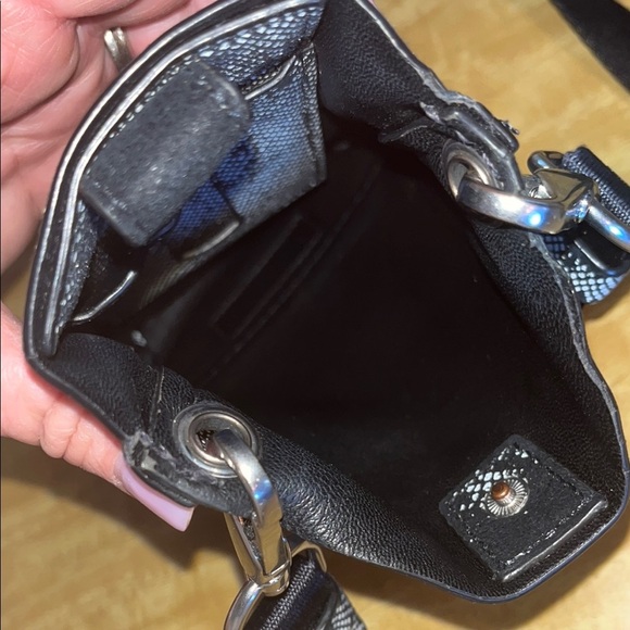 Rag & Bone Snakeskin Crossbody Bag with Black Strap/ preowned - Picture 11 of 12